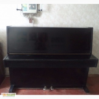 Продам б/у пианино