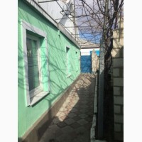 Продам пол дома с отдельным заездом Цюрупинск