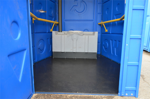 Фото 3. Биотуалет для инвалидов. Туалетная кабина для людей с инвалидностью