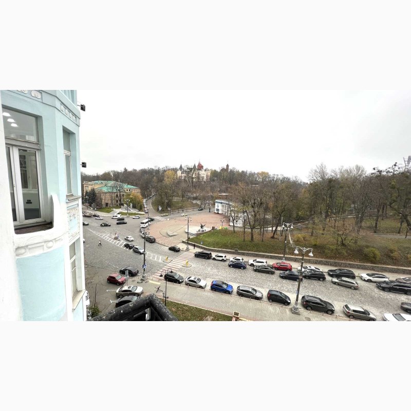 Фото 2. 427 кв.м в Бц в центрі Києва з панорамним видом
