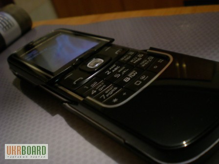 Nokia 8600 luna копия