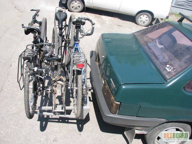 Фото 3. Перевозка велосипедов на фаркопе авто.