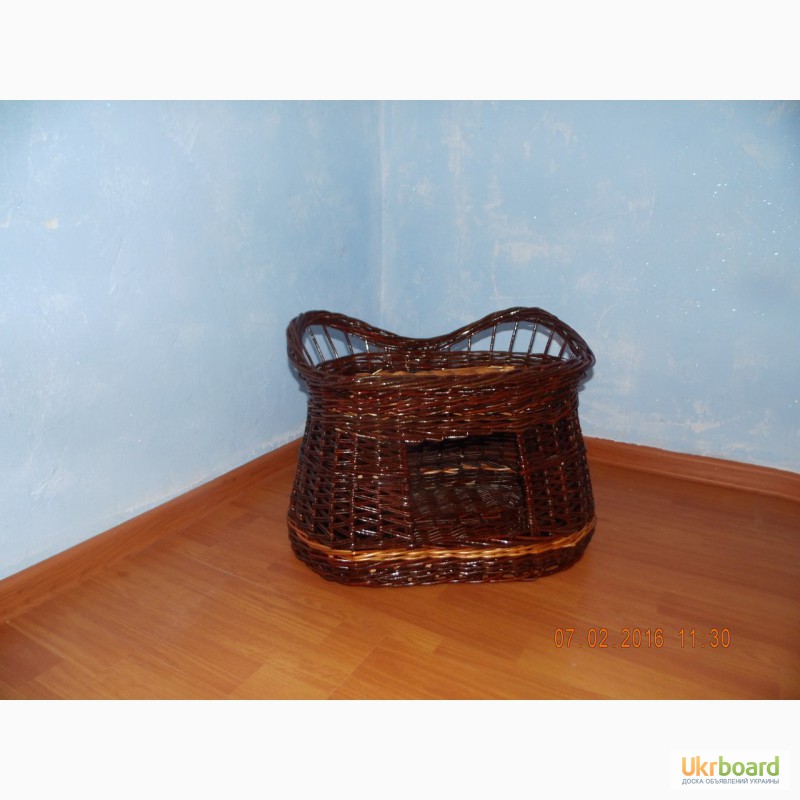 Фото 4. Плетеный домик для кошек из лозы