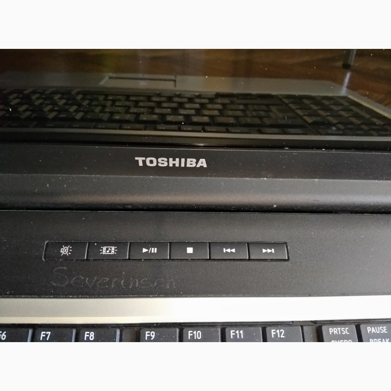 Фото 4. Ноутбук с большим экраном 17.1 Toshiba Satellite L350