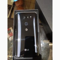 Телефон LG V 30