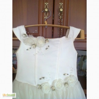 Продам біле платтячко на дівчинку 8-11 років