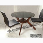 Столы и стулья. Теплота и свежесть от дизайна стеклянных столов