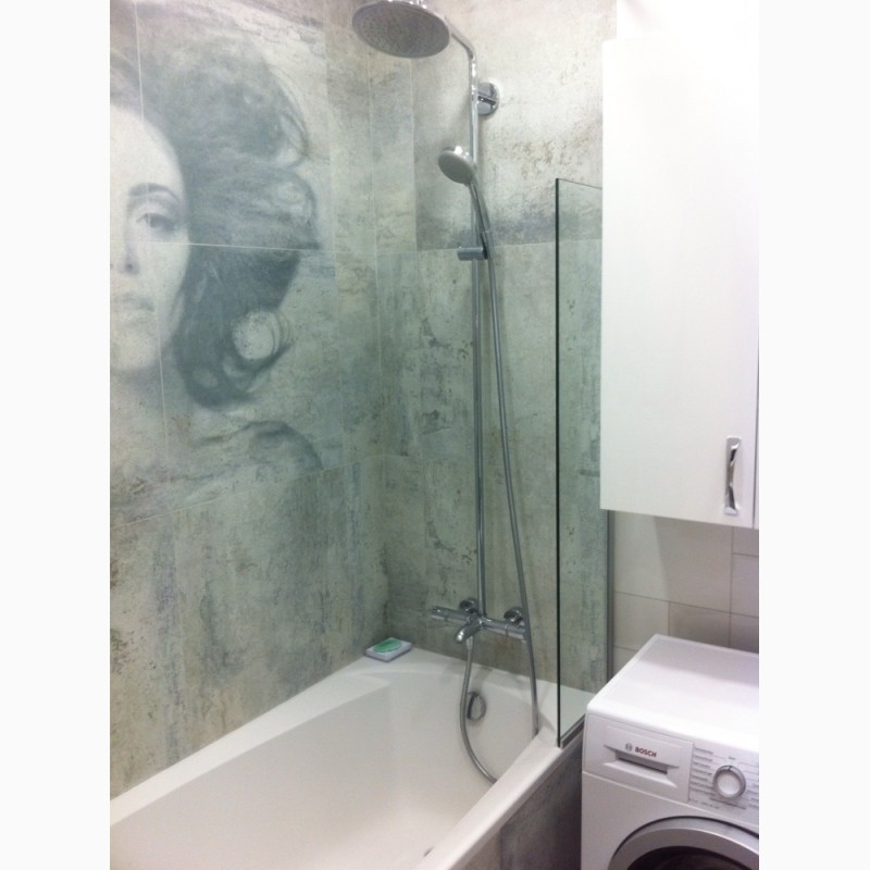 Фото 5. Душевые стеклянные ограждения для ванной и душа