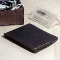 Подарочный набор для мужчины: мужской кошелёк + кожаный браслет