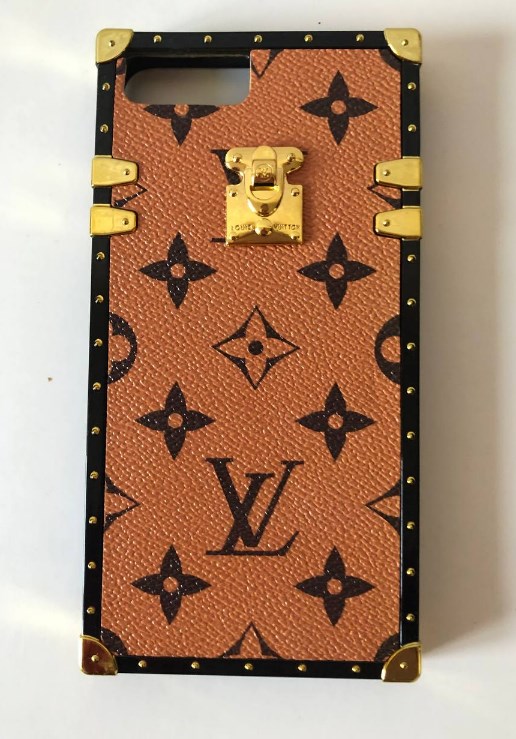 Фото 4. Чехол кожаный Louis Vuitton для iPhone X / Xs / 10 Форм-фактор – накладка