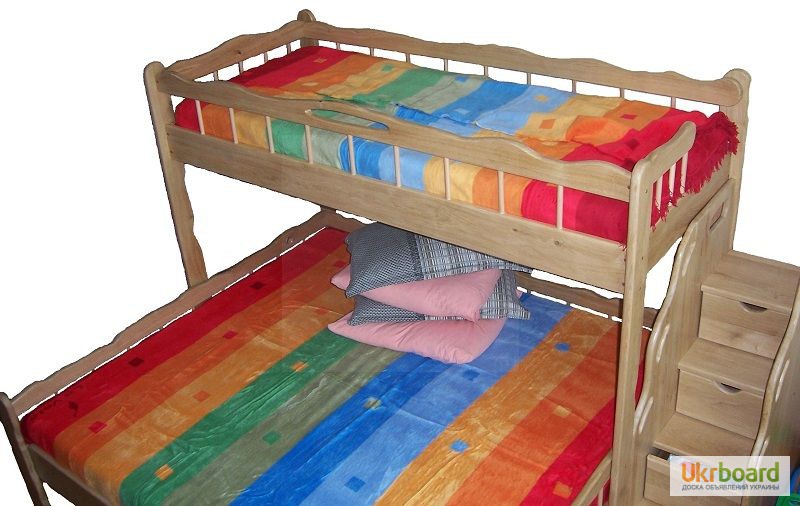 Двухъярусная трехместная кровать из массива ясеня или дуба Ковчег