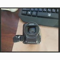 Продам видеокамеру паносоник SDR-H85