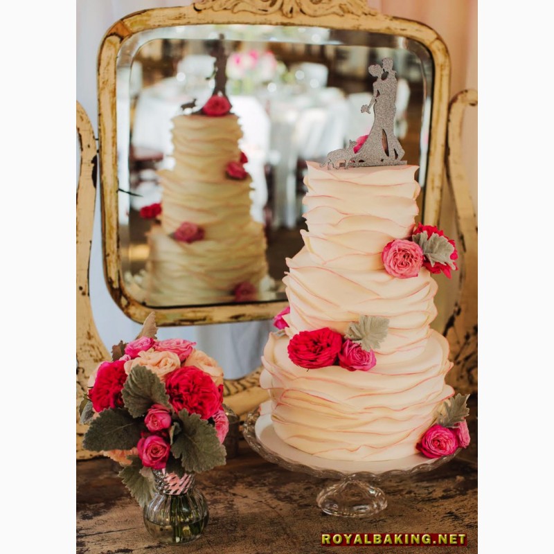 Фото 3. Свадебный торт