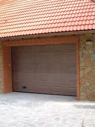 Фото 3. Секционные ворота в гараж