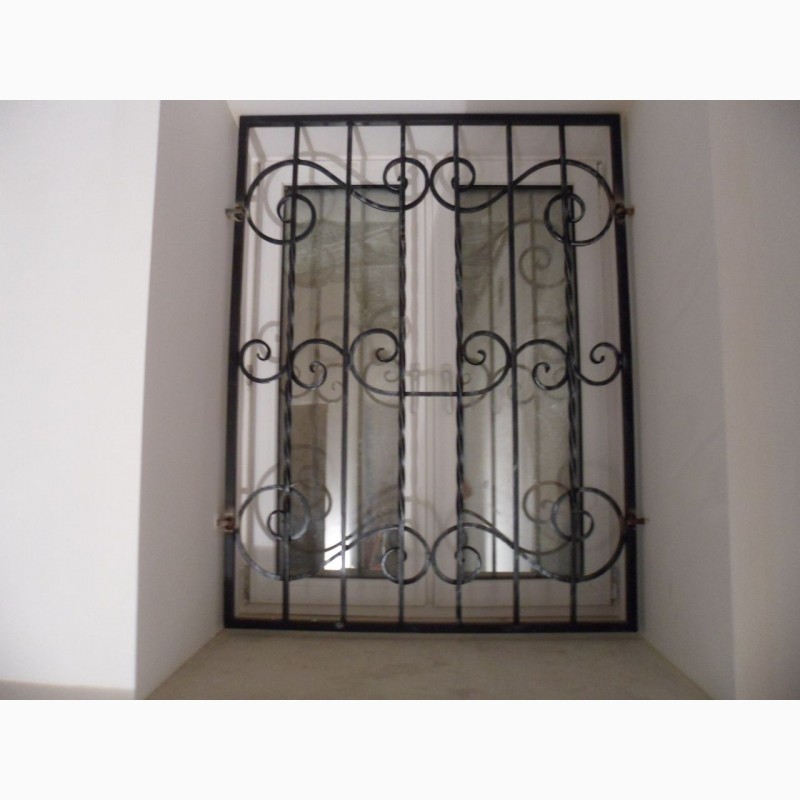 Фото 11. Решетки на окна (кованные решетки). Цена от 1000 грн