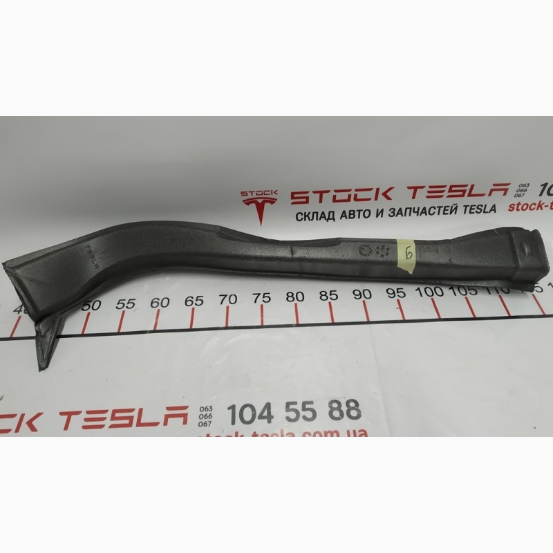 Фото 2. Воздуховод системы вентиляции правый горизонтальный мягкий Tesla model X 10