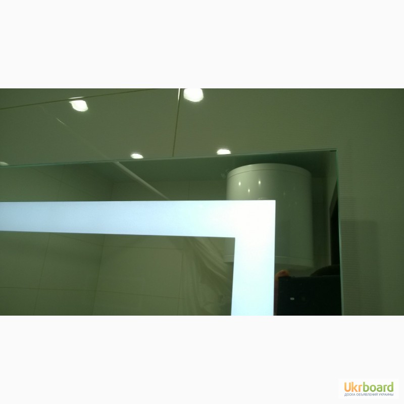 Фото 4. Продам ультратонкое зеркало с Led подсветкой в ванную комнату. Размер 1000 х 500 мм.