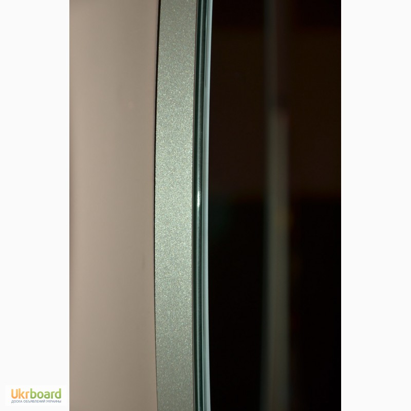 Фото 8. Продам ультратонкое зеркало с Led подсветкой в ванную комнату. Размер 1000 х 500 мм.