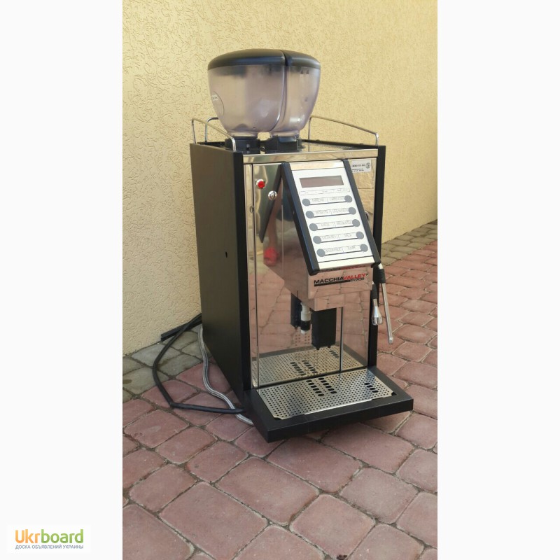Фото 3. Продам недорого профессиональную кофе машину супер автомат Macchiavalley б/у