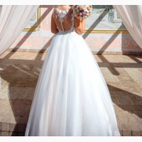 Продам свадебное платье модель 2018 года