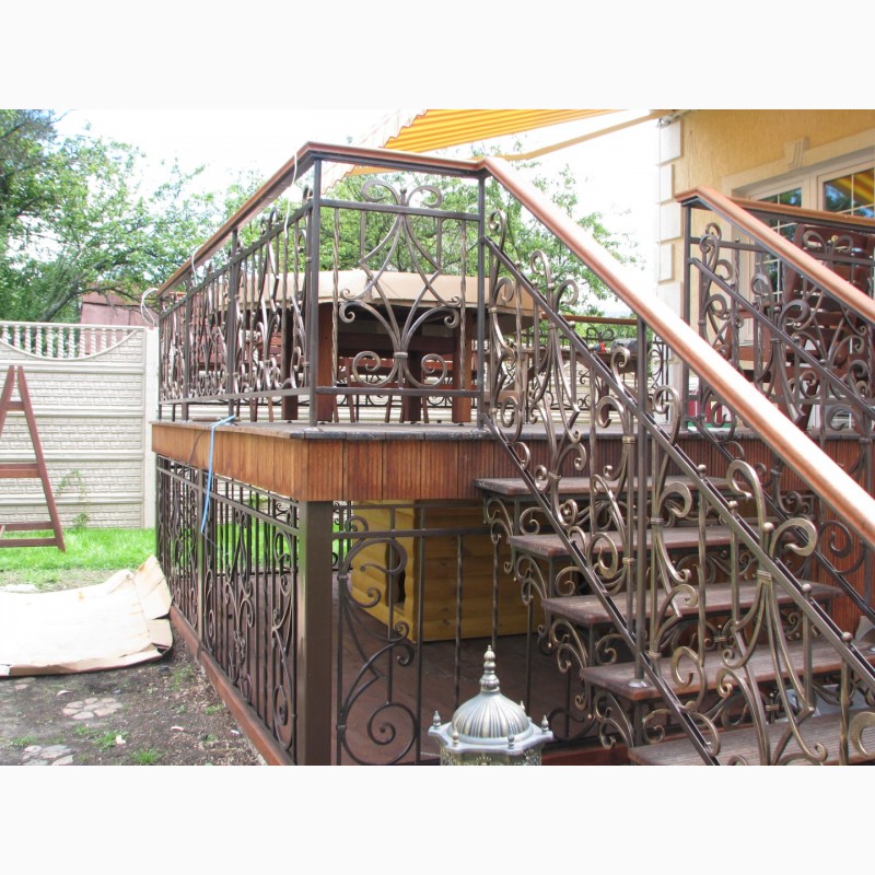 Фото 4. Ограждения для террас, лестниц, балконов