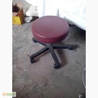 Продам медицинские стулья