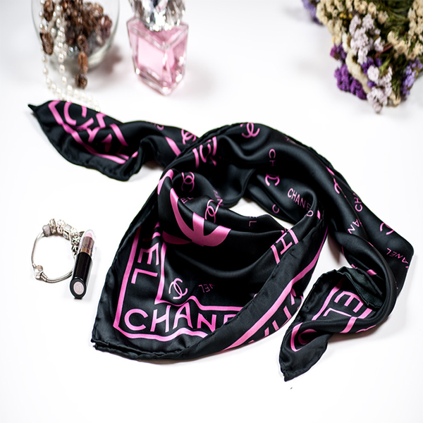 Фото 9. Продам качественные реплики брендовых шарфов и платков (от 350 грн.)