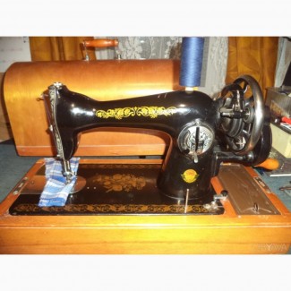 Продам швейну настільну машину радянського зразка бу