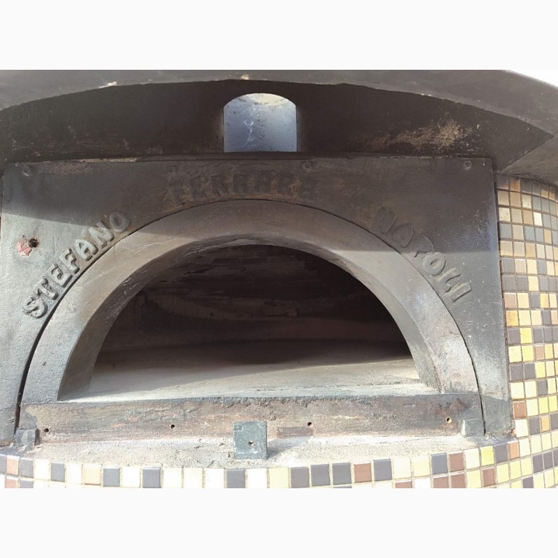 Фото 6. Печь для пиццы на дровах