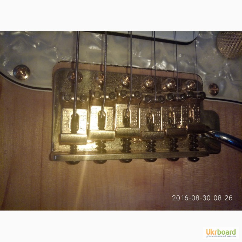 Фото 2. Fender Stratocaster deluxe series Maxico