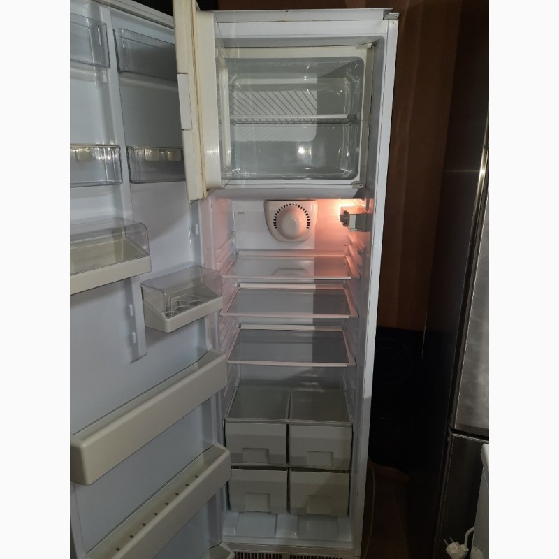 Фото 2. Smeg холодильник под встроенную мебель б/у