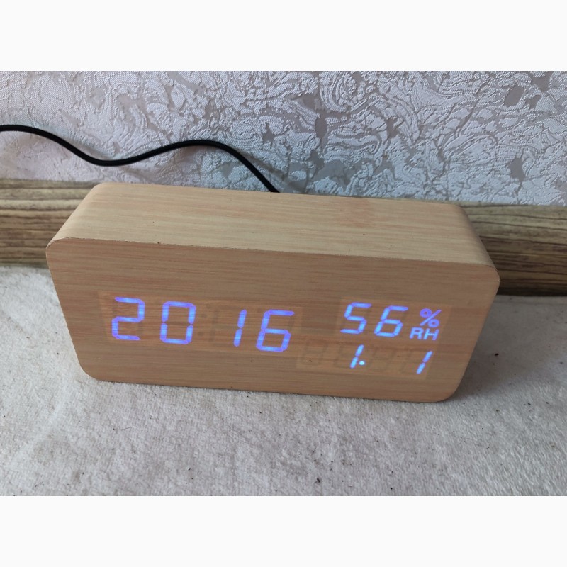 Фото 6. Часы куб Влажность Vst862s White Blue с влажностью Часы деревянные с LED подсветкой Электр