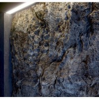 Скала в интерьере, фактура камня, рельефность стен, декор дизайн