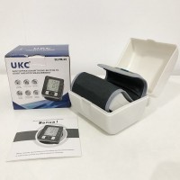 Комплект: пульсоксиметр Fingertip pulse oximeter + тонометр для измерения давления