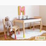 Прекрасный комплект детской мебели стол и 2 стула от икеа