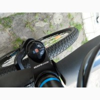 Продам Велосипед BTWIN Rockrider 500 diski с Италии