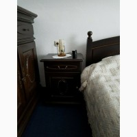 Спальня з масиву дуба: ліжко+шафа+2тумби+комод, А10344
