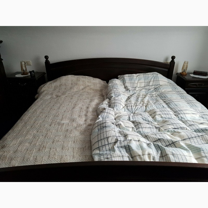 Фото 6. Спальня з масиву дуба: ліжко+шафа+2тумби+комод, А10344