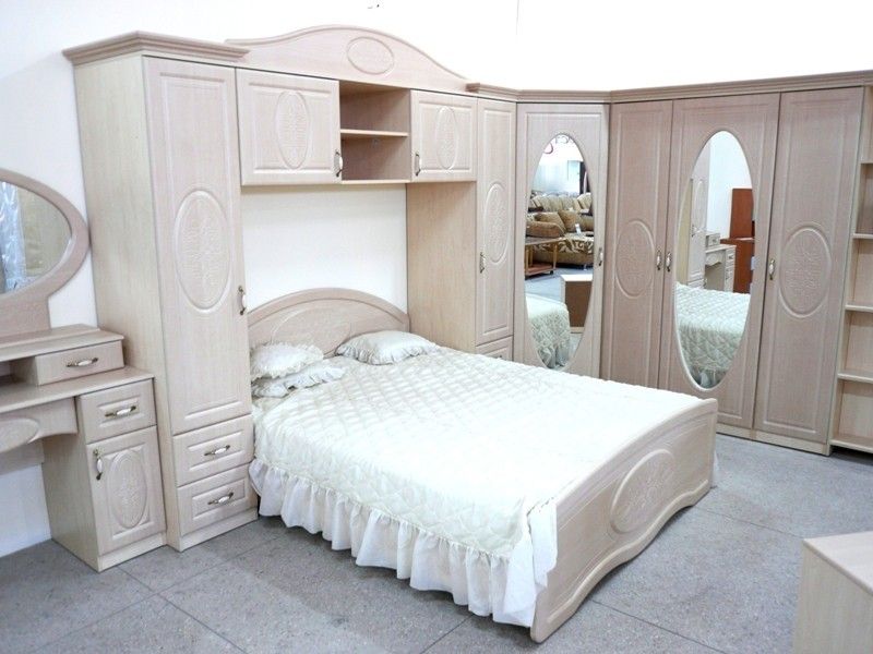 Фото 6. Біла класична спальня Василіса від виробника