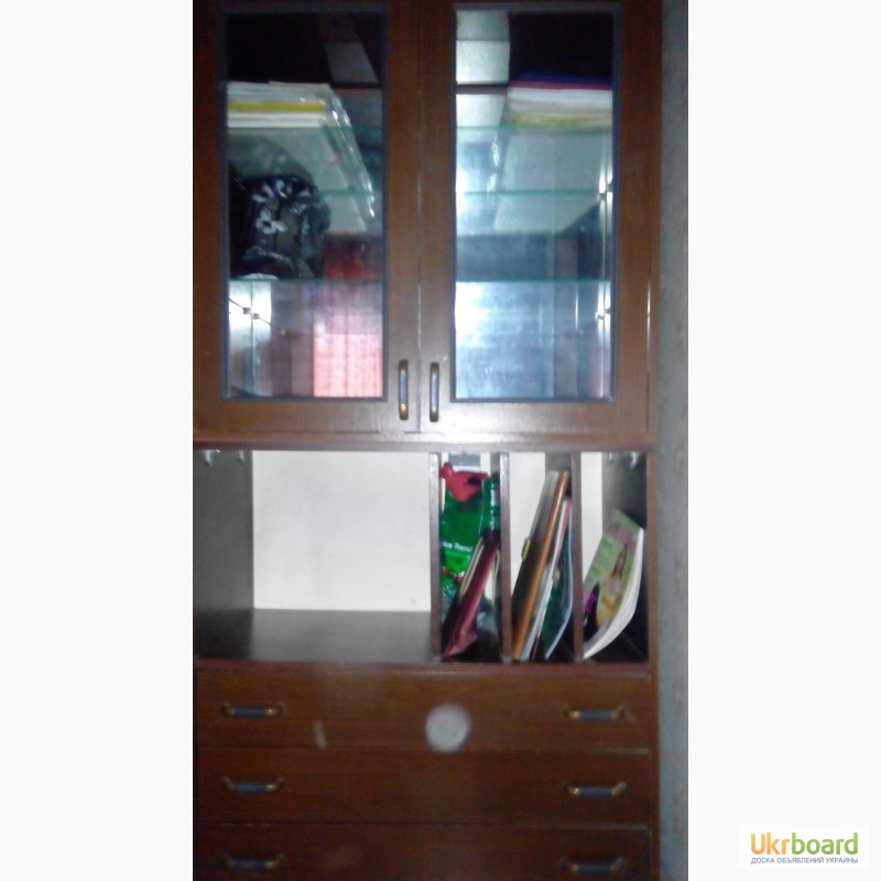 Фото 3. Недорого и уютно: ТРИ маленьких шкафа для небольшой комнаты или детской комнаты