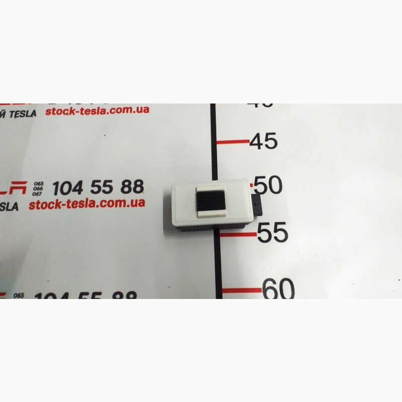 Фото 6. Антенна датчиков давления в шинах (TPMS) Tesla model X S REST 1034601-00-D