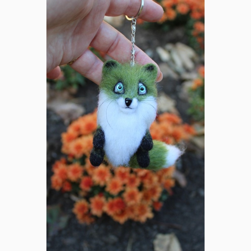 Фото 4. Зелена лиса брелок іграшка валяна з шерсті інтерєрна лисичка подарунок лисиця сувенір