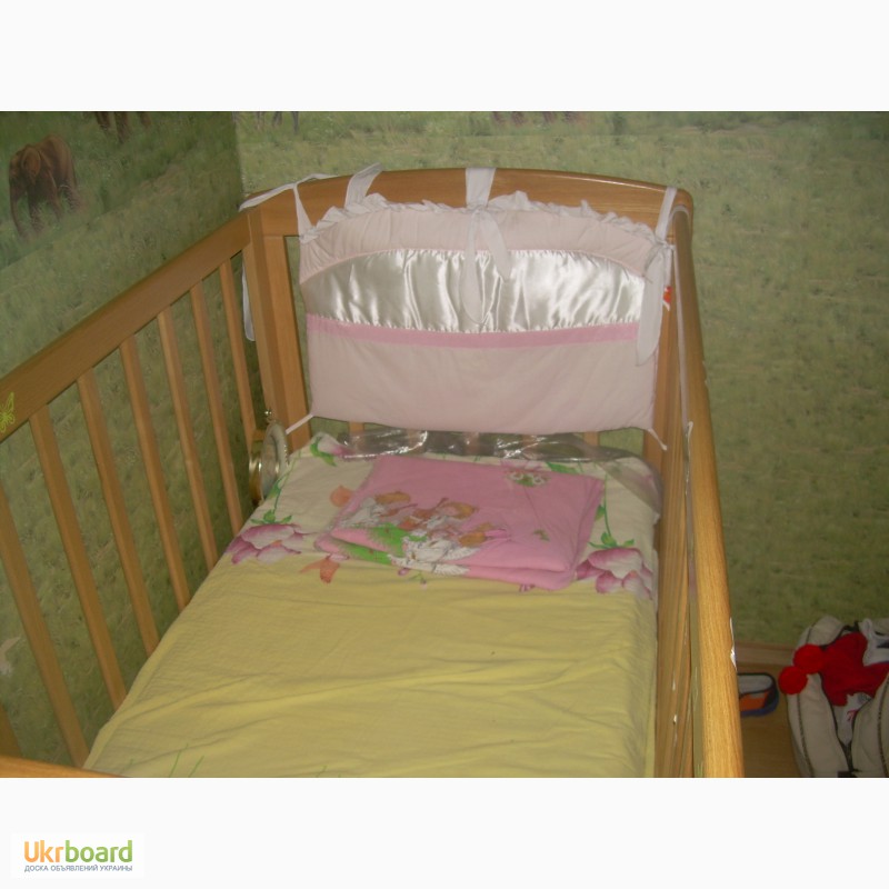 Продам детскую кроватку из ясеня 350 грн. состояние отличное