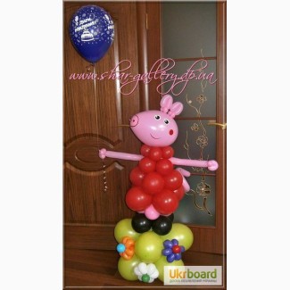 Свинка Пеппа из воздушных шаров