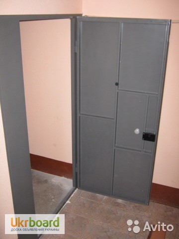 Фото 2. Двери в тамбур подъезд технические металлические междуэтажные