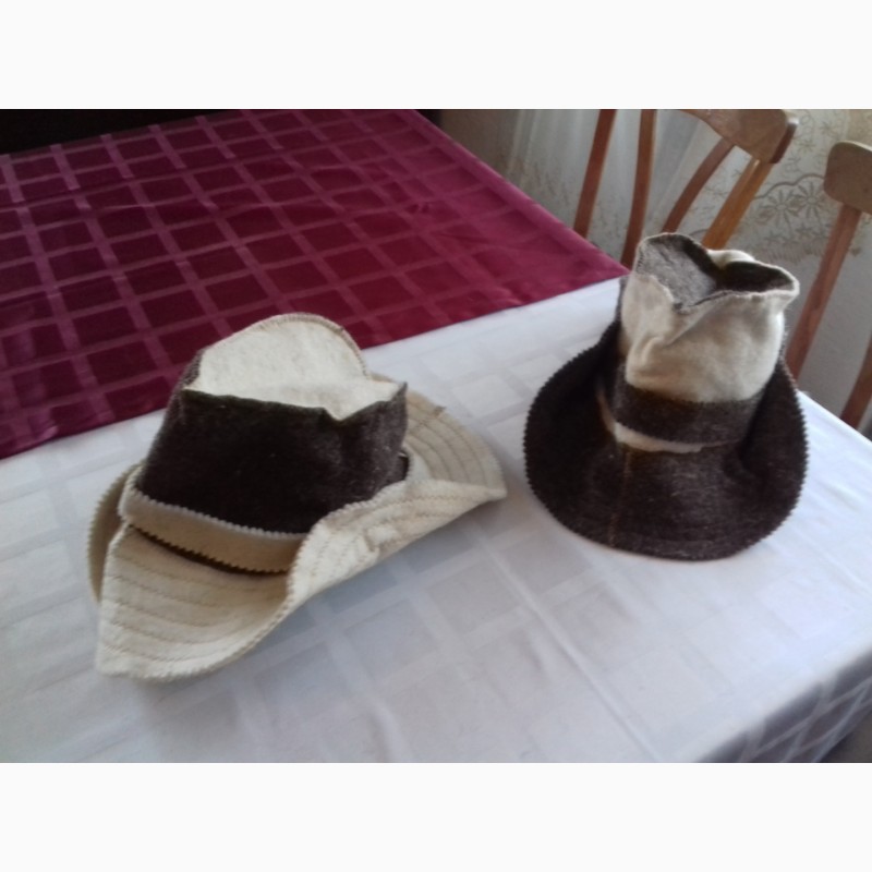Фото 4. Банные шапки, как и другие вещи для бани и сауны