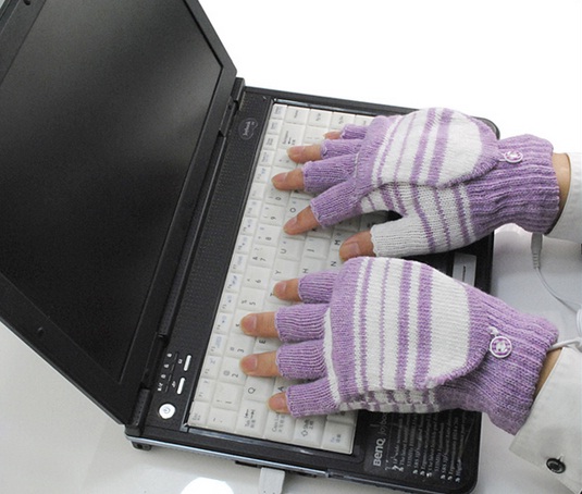 Фото 3. USB-перчатки с подогревом для работы за компьютером