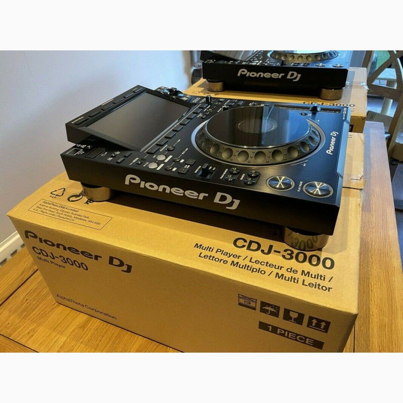 Фото 2. Pioneer CDJ-3000, DJM-A9, DJM-V10-LF, DJM-S11, Pioneer CDJ-2000NXS2, DJM-900NXS2