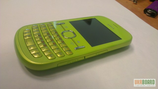 Фото 3. Nokia asha 200 green