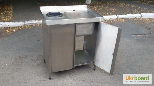 Фото 2. Мойка для кухни односекционная с отверстием для мусора